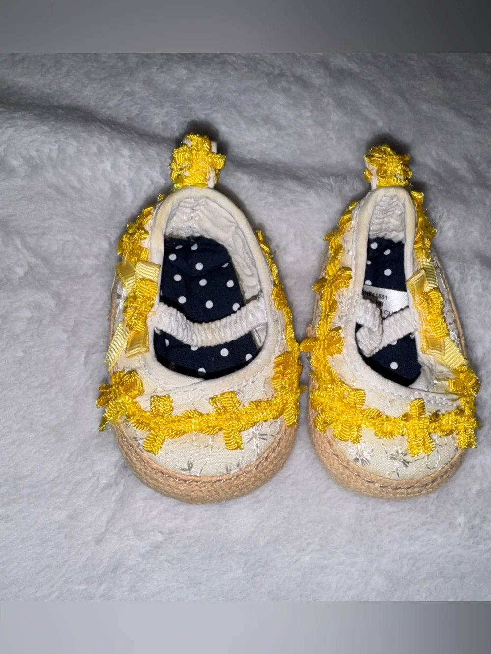 Baby size newborn shoes